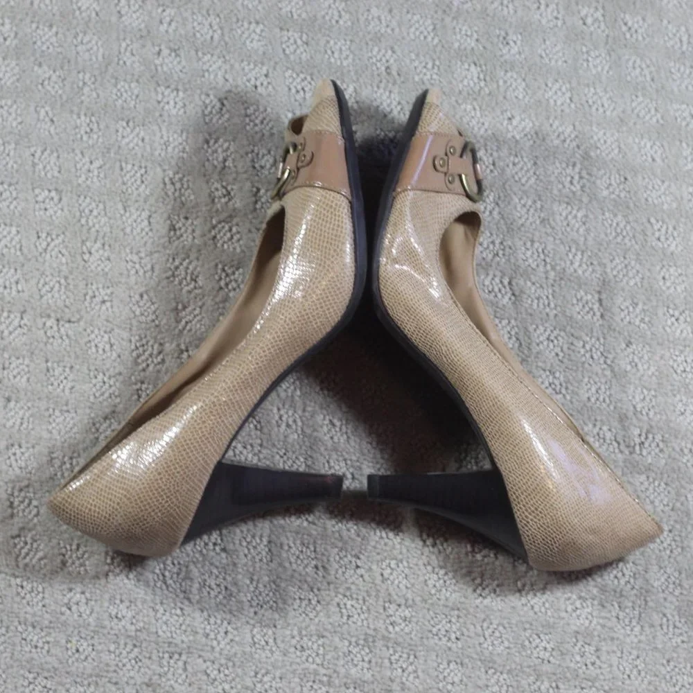 A2 Aerosoles Size 10 Tan Peep Toe Heels